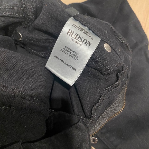 Hudson Black Crop Harkin Jeans. - Picture 3 of 4